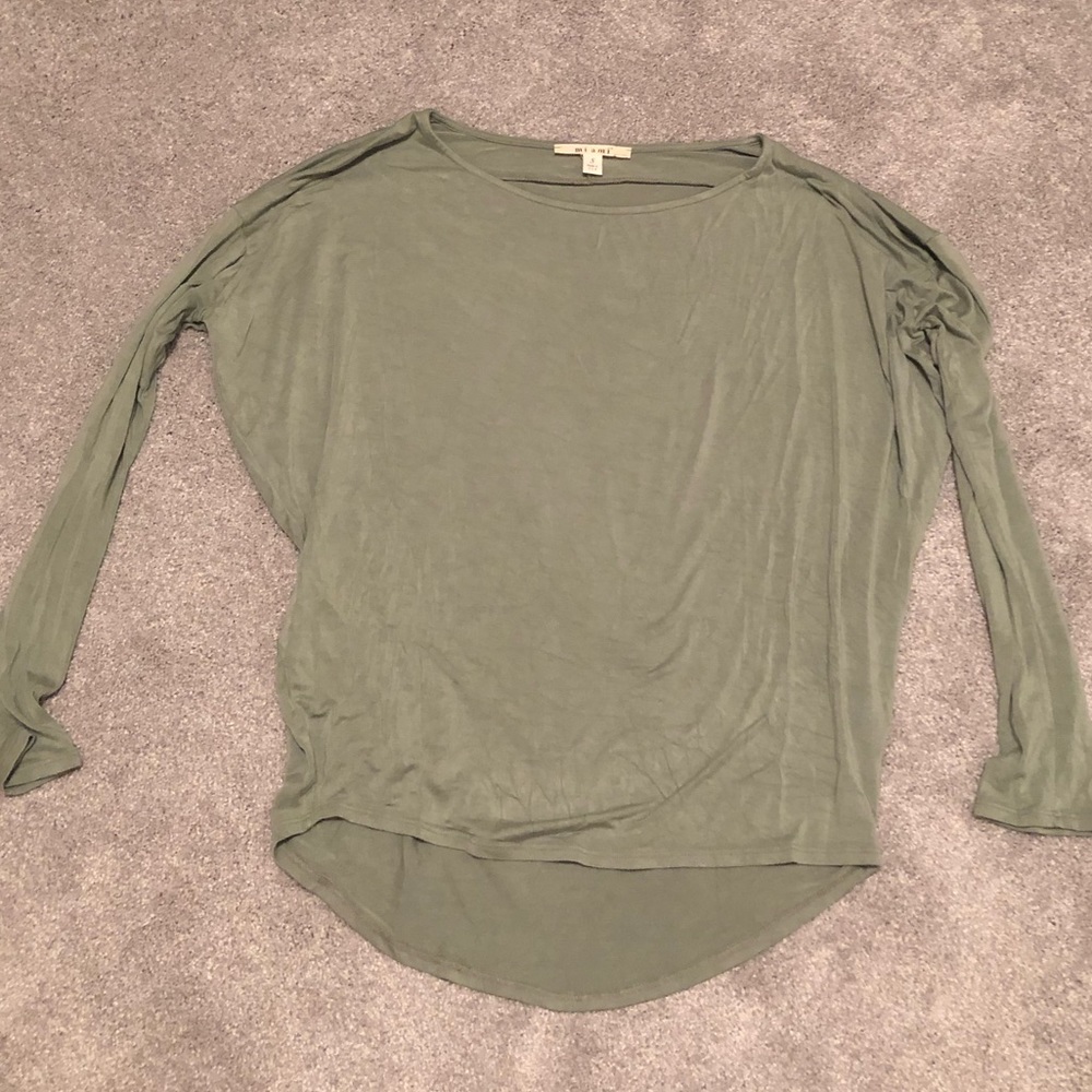 Buckle long sleeve shirt